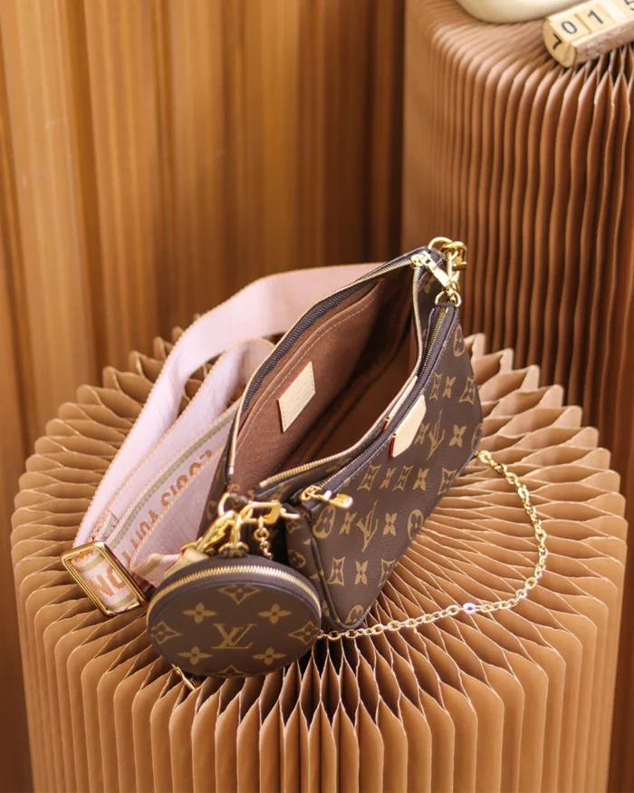 REBCE Louis Vuitton Multi Pochette Accessories Bags