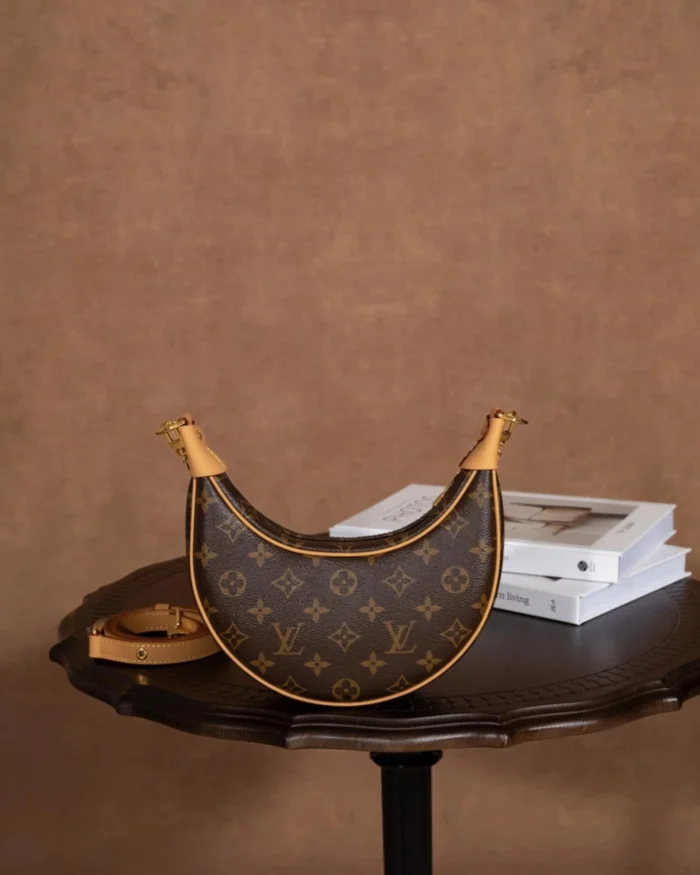Rebce Louis Vuitton Loop half-moon bag