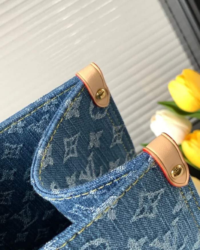 Rebce Louis Vuitton Medium Tote Bag