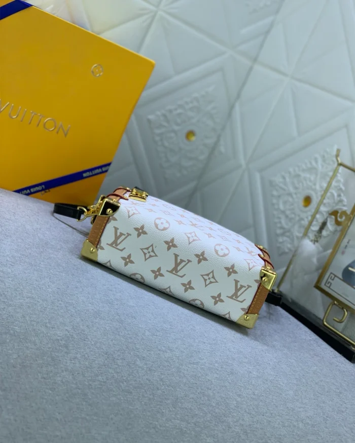 Rebce Louis Vuitton Monogram Coated Canvas Small Handbag