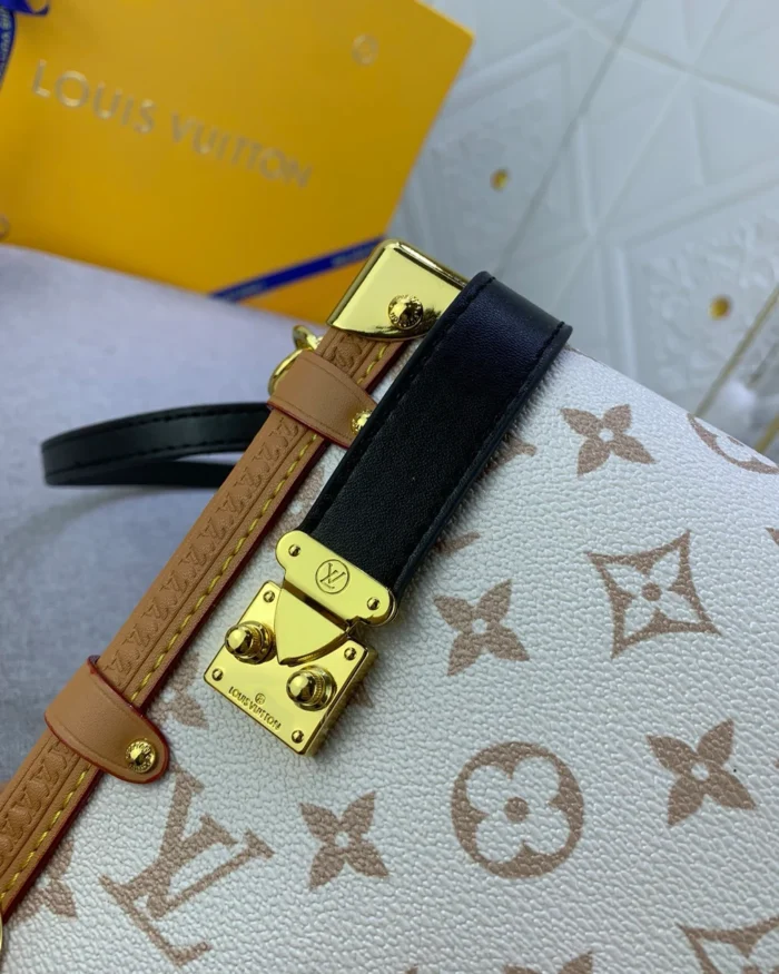 Rebce Louis Vuitton Monogram Coated Canvas Small Handbag
