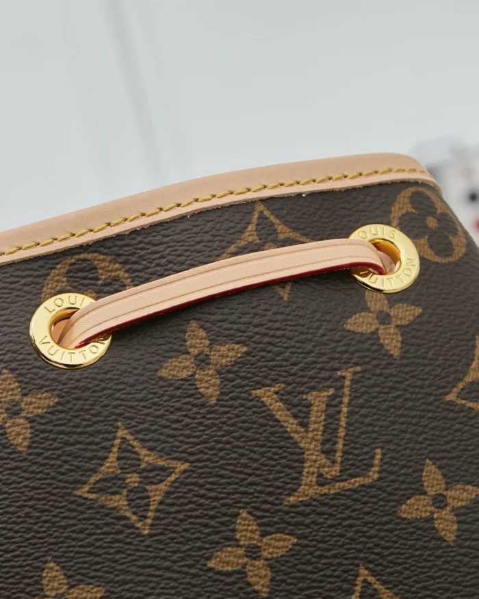 Rebce Louis Vuitton Noe BB Crossbody Bucket Bag