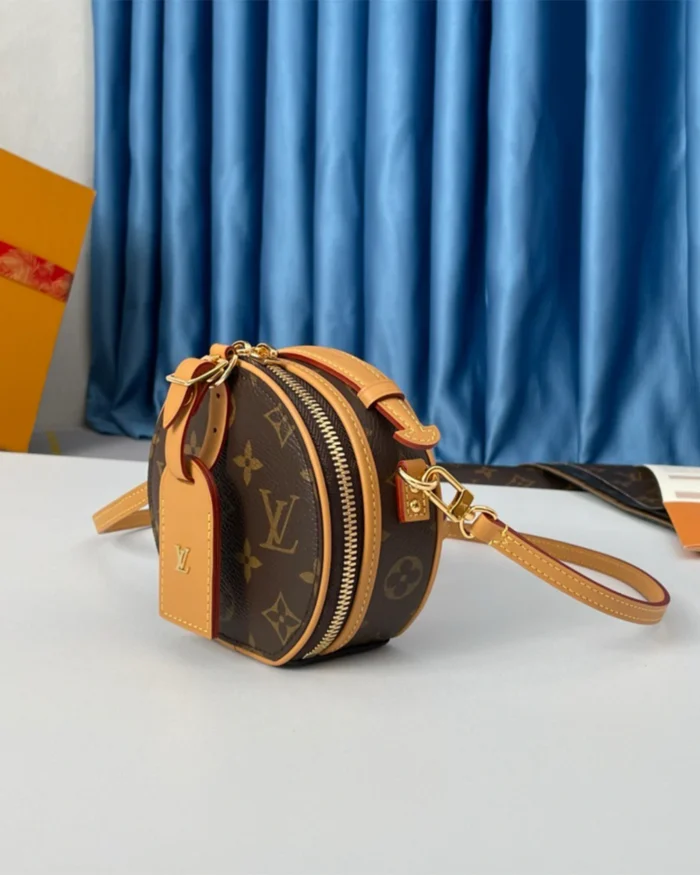 REBCE Luxurious Louis Vuitton Mini Boite Chapeau