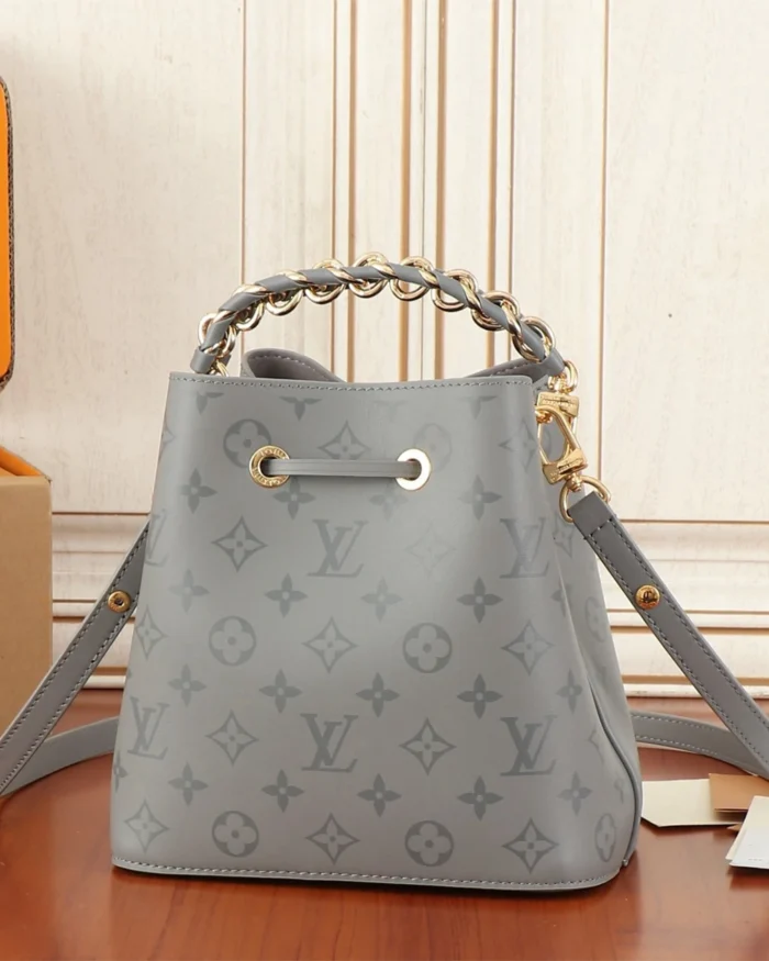 REBCE Louis Vuitton Néonoé BB - Elegant Bag