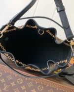 Rebce Luxurious Louis Vuitton Bundle Handbag