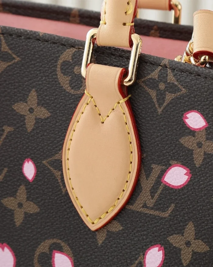 REBCE Louis Vuitton LV x TM OnTheGo PM