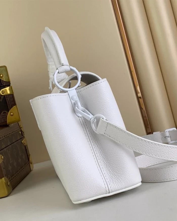REBCE Louis Vuitton Capucines East-West MM