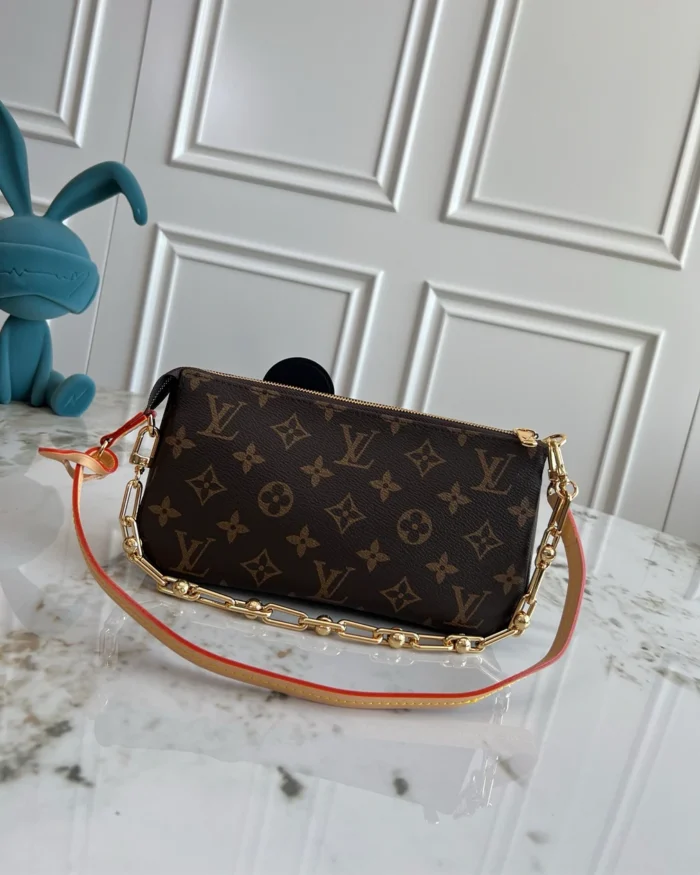 REBCE Louis Vuitton LV x TM Pochette