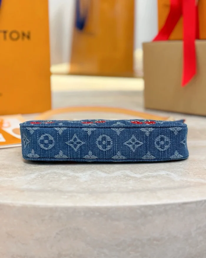 REBCE Louis Vuitton LV x TM Pochette Accessoires