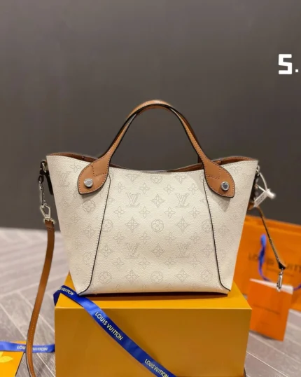 Rebce Louis Vuitton Hina Handbag Mahina Leather PM