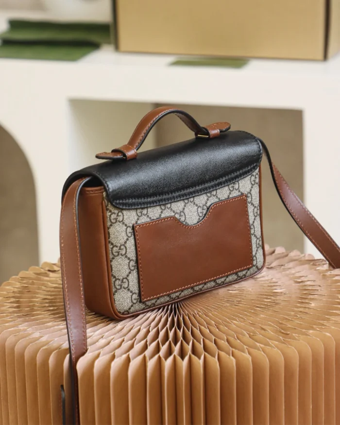 REBCE GUCCI Padlock leather handbag