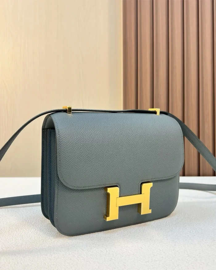 REBCE Hermès Epsom Constance 18 Bleu Glacier