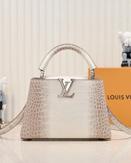 Rebce Louis Vuitton Capucines BB Mini Handbag