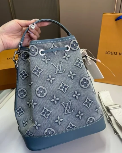 Rebce Louis Vuitton Champagne Bucket Bag