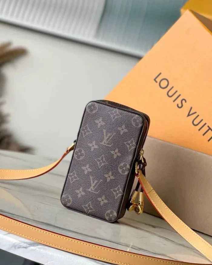 Rebce Louis Vuitton Music Player Wearable Wallet