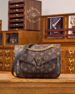 Rebce Louis Vuitton Passy Chain Bag M45592